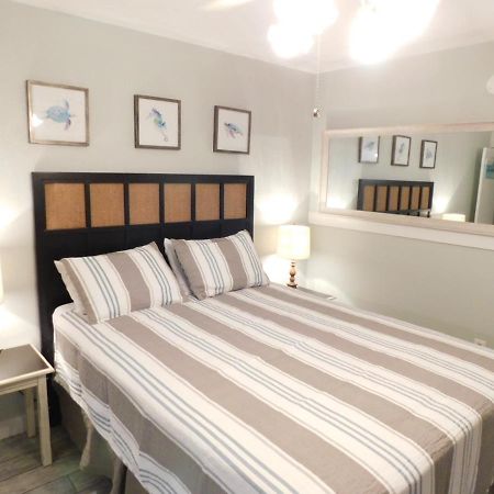 Budget Friendly Condo Perfect For A Romantic Getaway Within Walking Distance To The Beach! Gulf Shores Ngoại thất bức ảnh