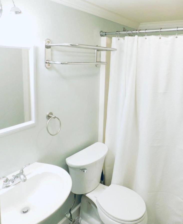 Budget Friendly Condo Perfect For A Romantic Getaway Within Walking Distance To The Beach! Gulf Shores Ngoại thất bức ảnh