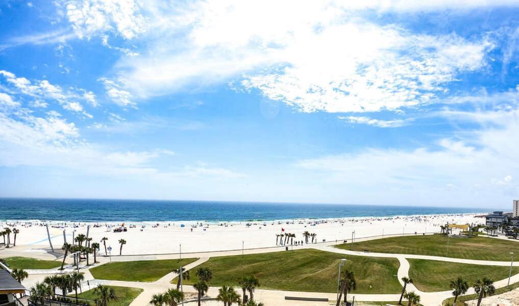 Budget Friendly Condo Perfect For A Romantic Getaway Within Walking Distance To The Beach! Gulf Shores Ngoại thất bức ảnh